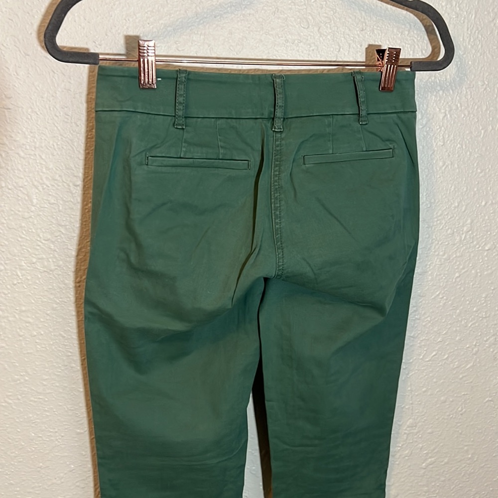 Ann Taylor Loft Marisa 00P Green Casual Capri - Picture 4 of 8